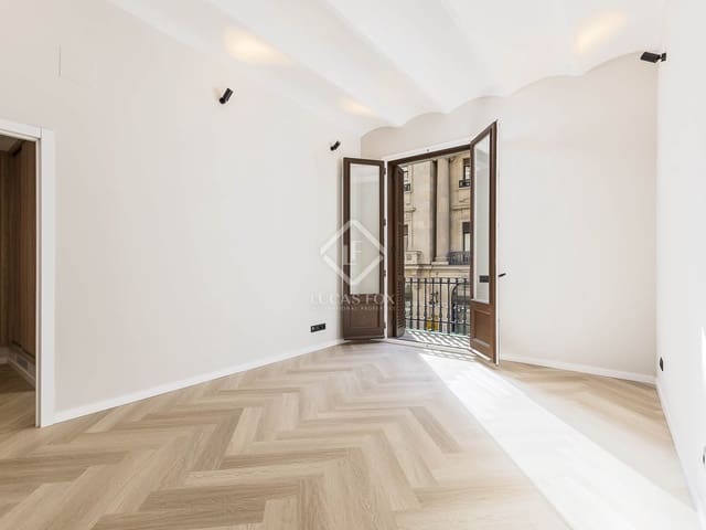 3 bedroom Apartment for sale in Barcelona city - € 675,000 (Ref: 8766110)