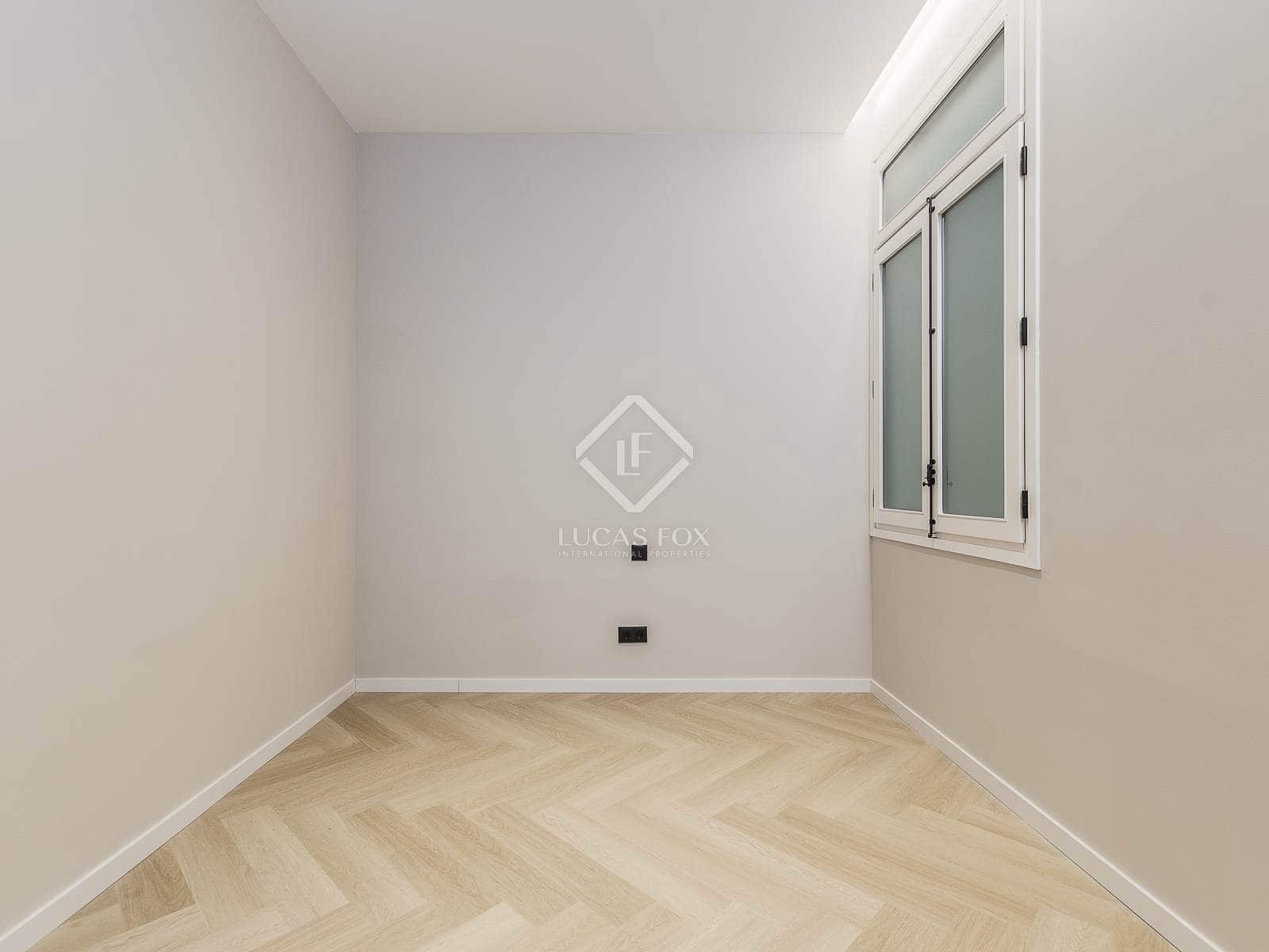 3 bedroom Apartment for sale in Barcelona city - € 675,000 (Ref: 8766110)