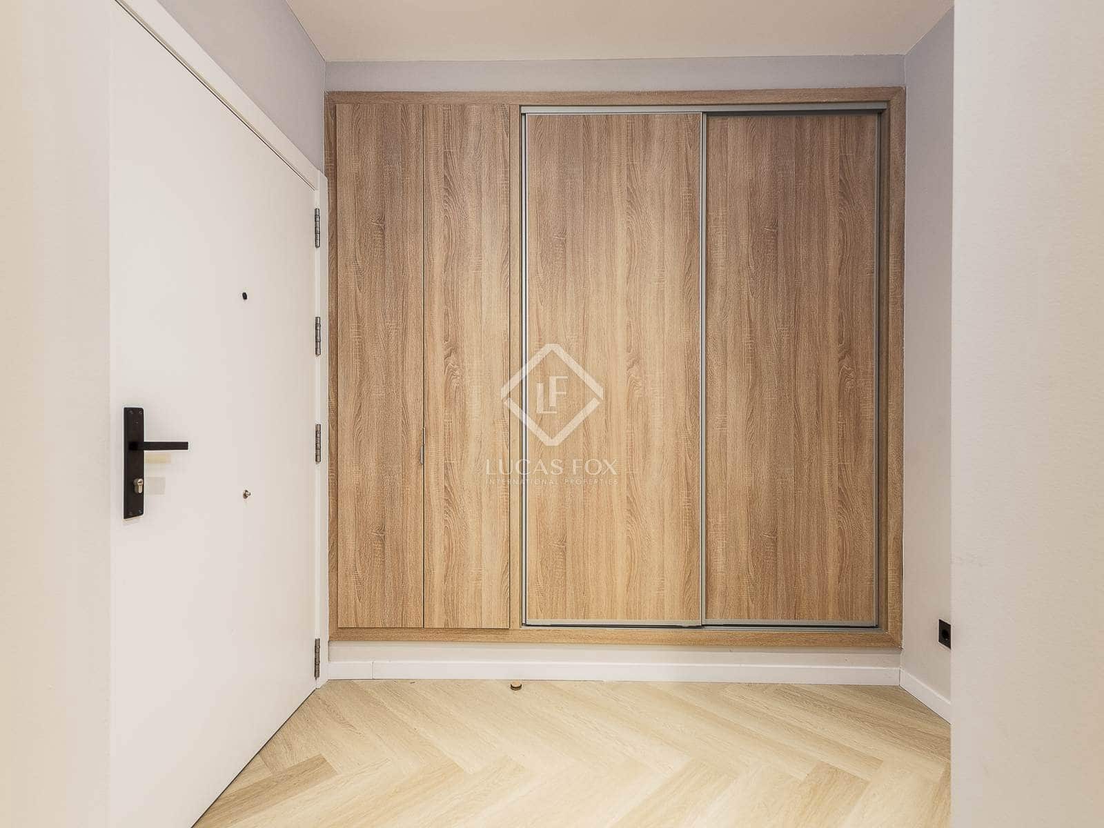 3 bedroom Apartment for sale in Barcelona city - € 675,000 (Ref: 8766110)