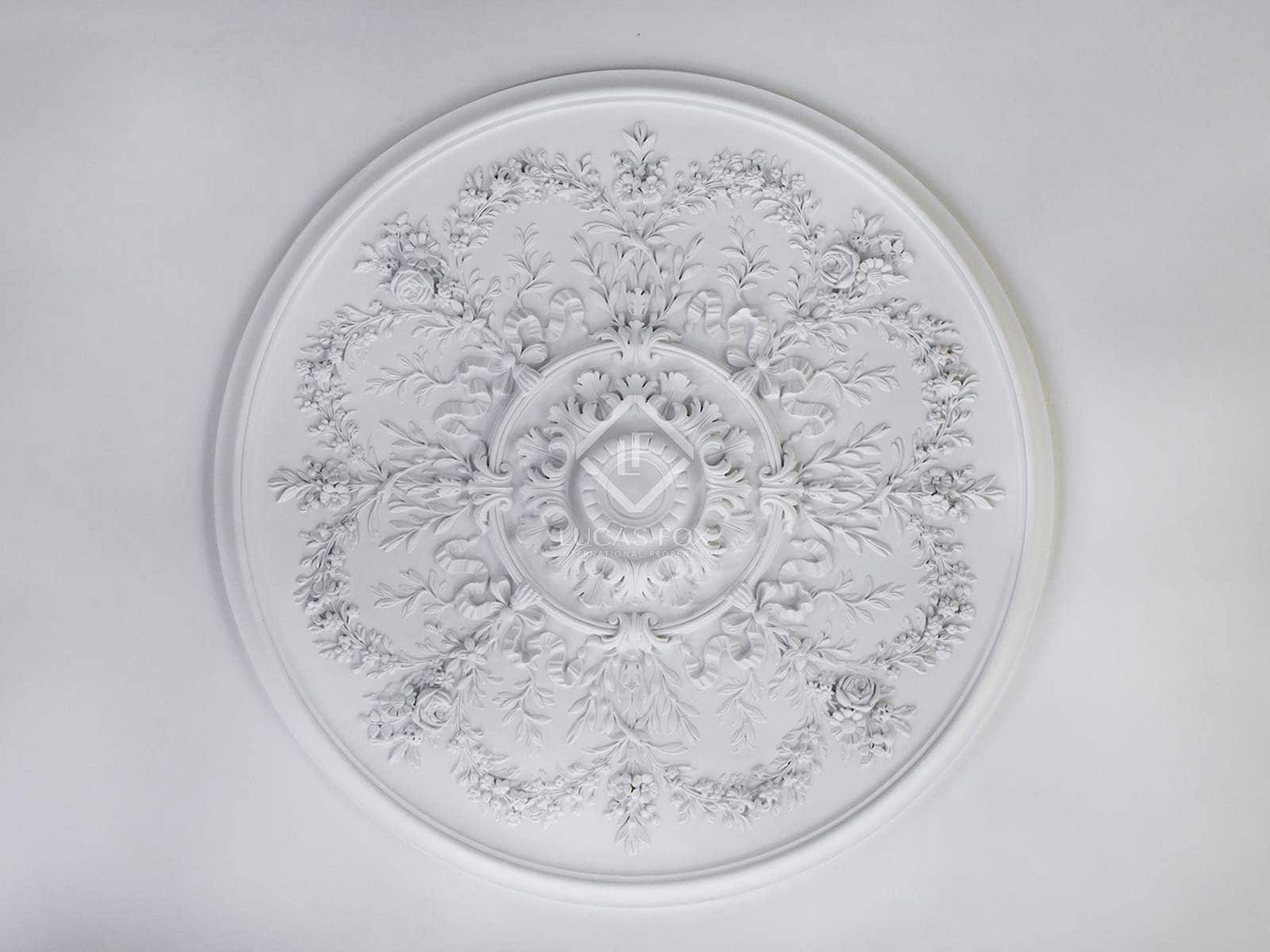 3 slaapkamer Appartement te koop in Barcelona stad - € 1.880.000 (Ref: 8766284)