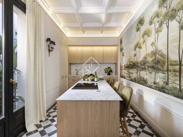 3 slaapkamer Appartement te koop in Barcelona stad - € 1.880.000 (Ref: 8766284)