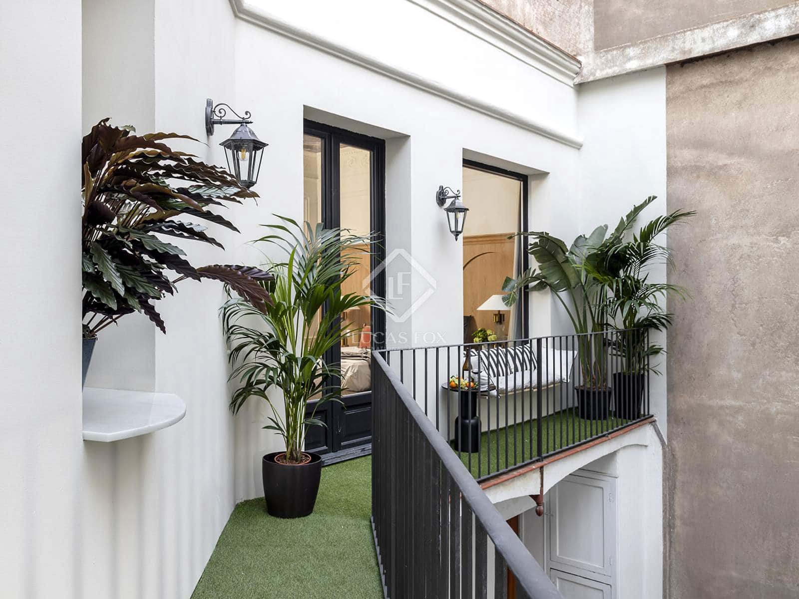 3 slaapkamer Appartement te koop in Barcelona stad - € 1.880.000 (Ref: 8766284)