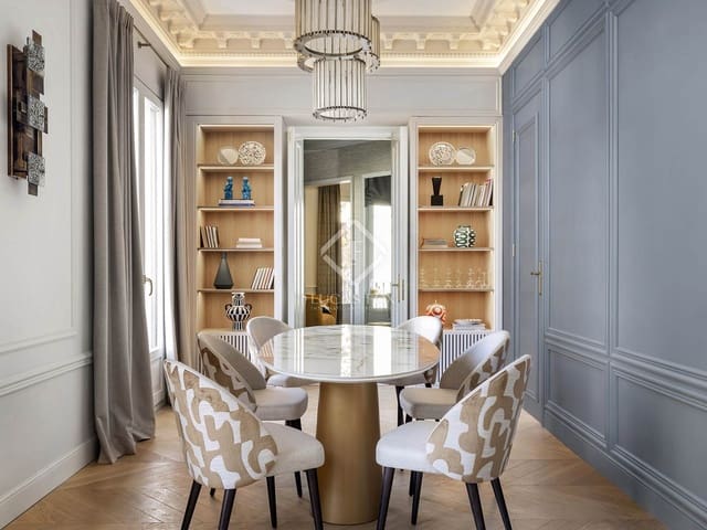 3 slaapkamer Appartement te koop in Barcelona stad - € 1.880.000 (Ref: 8766284)