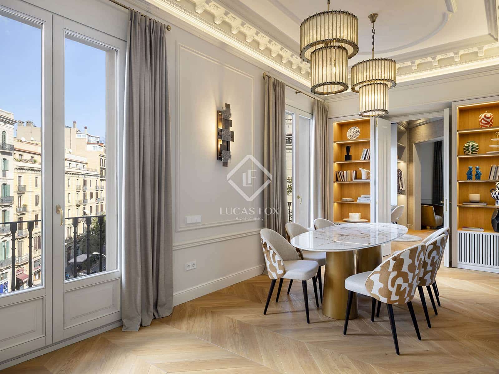 3 slaapkamer Appartement te koop in Barcelona stad - € 1.880.000 (Ref: 8766284)