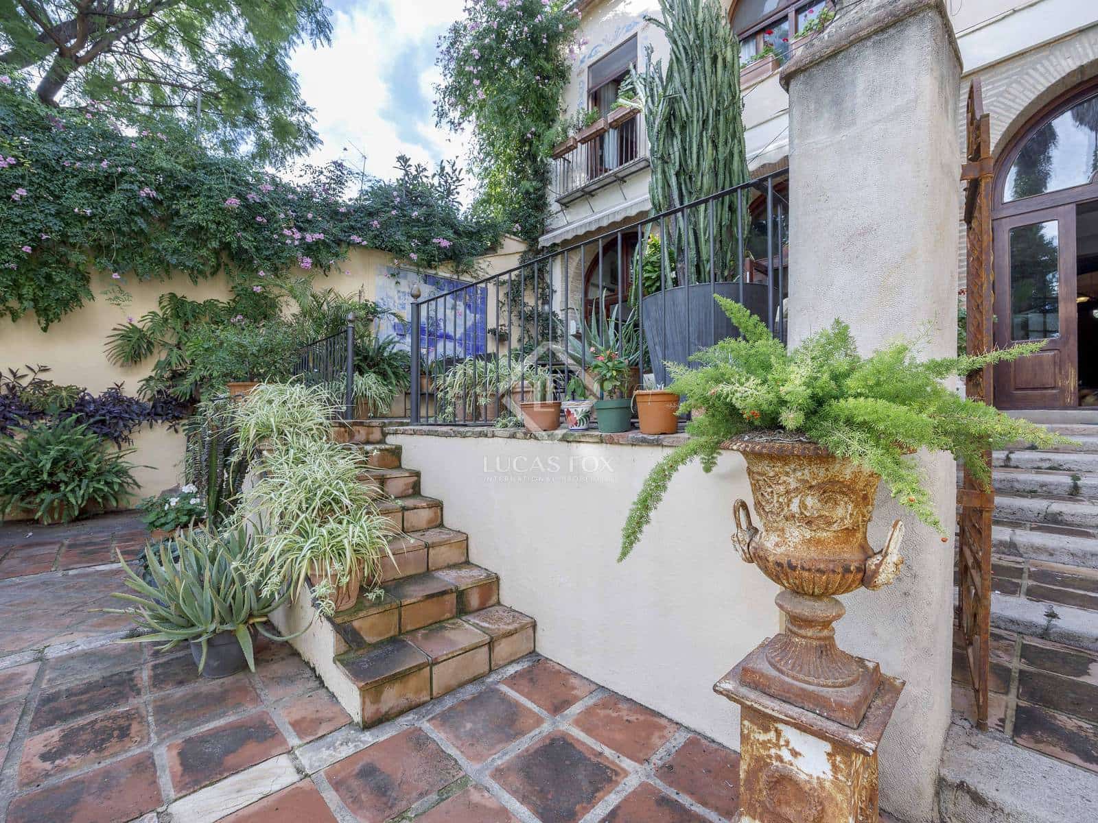 7 soverom Villa til salgs i Rocafort med svømmebasseng - € 3 400 000 (Ref: 8769391)