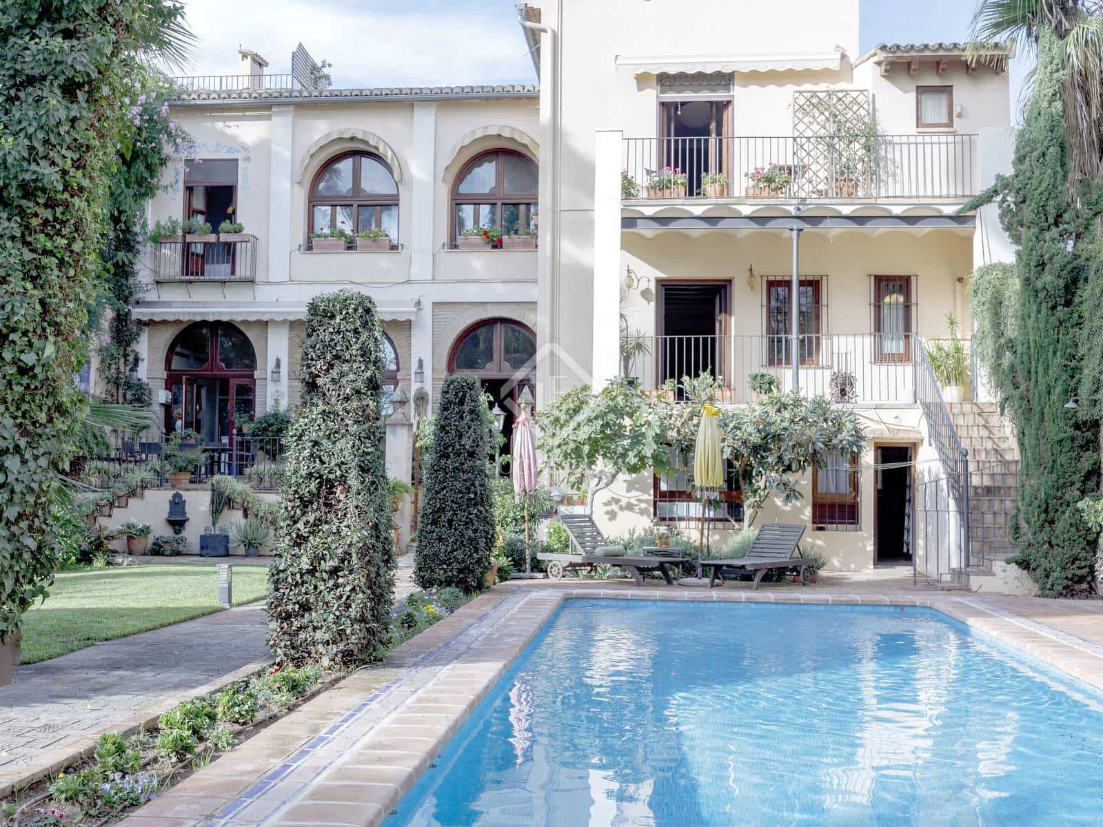 7 soverom Villa til salgs i Rocafort med svømmebasseng - € 3 400 000 (Ref: 8769391)