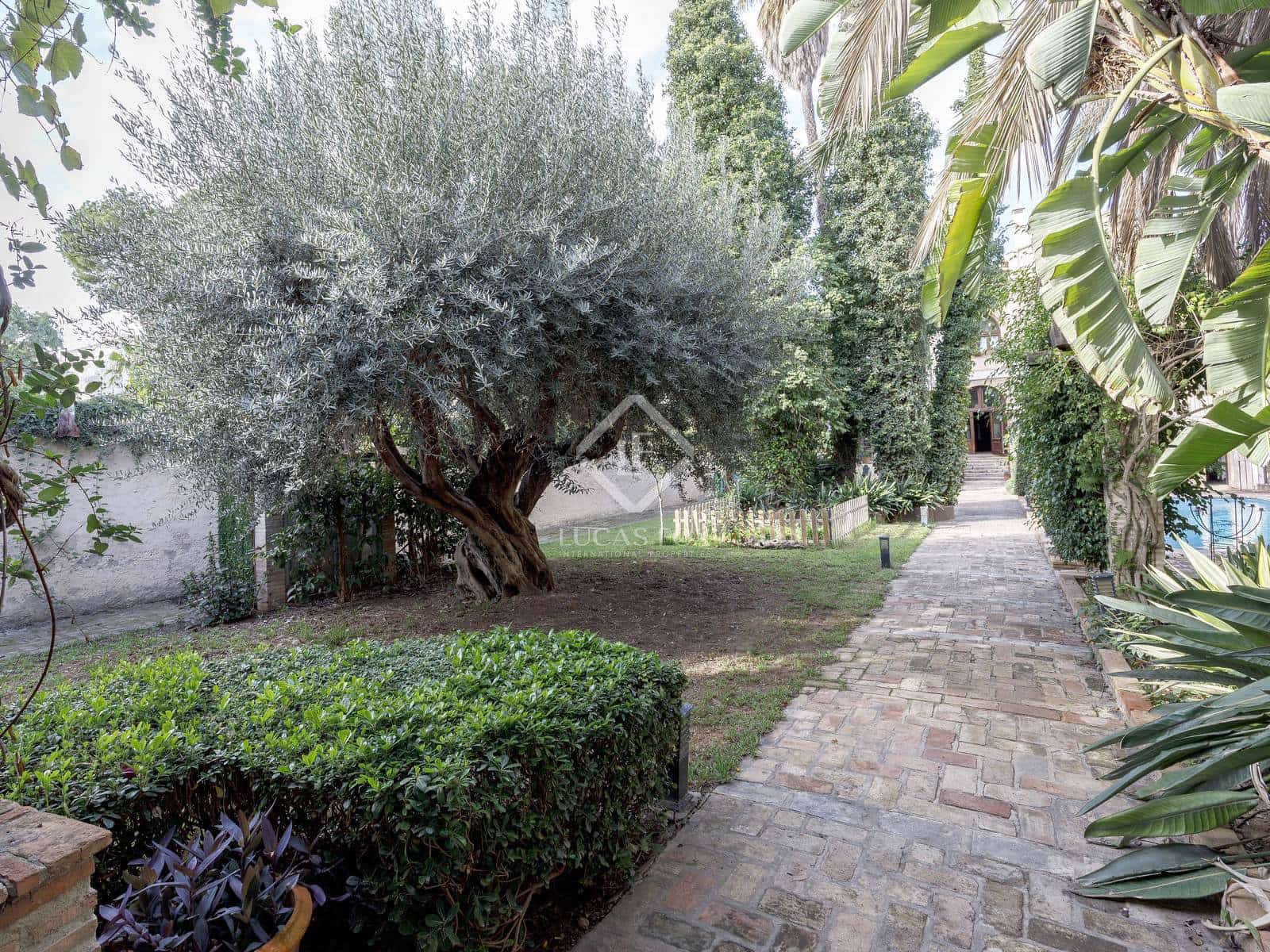 7 soverom Villa til salgs i Rocafort med svømmebasseng - € 3 400 000 (Ref: 8769391)