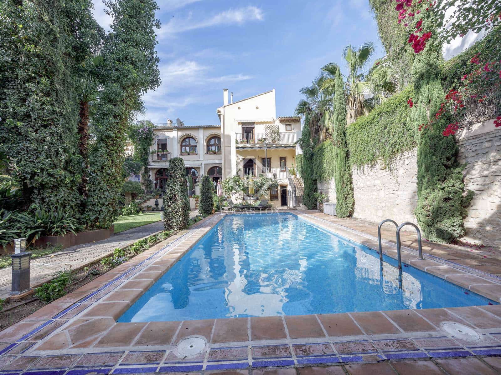 7 soverom Villa til salgs i Rocafort med svømmebasseng - € 3 400 000 (Ref: 8769391)