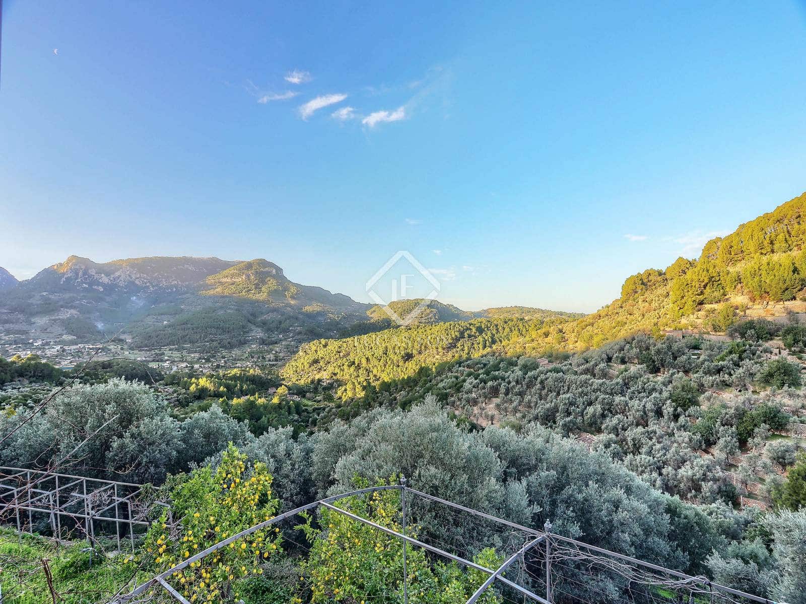 7 soveværelse Finca/Landehus til salg i Puerto de Soller / Port de Soller med garage - € 5.500.000 (Ref: 8769393)