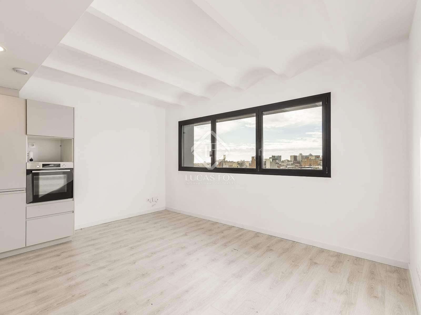 1 soveværelse Penthouse til salg i Barcelona by - € 550.000 (Ref: 8771077)