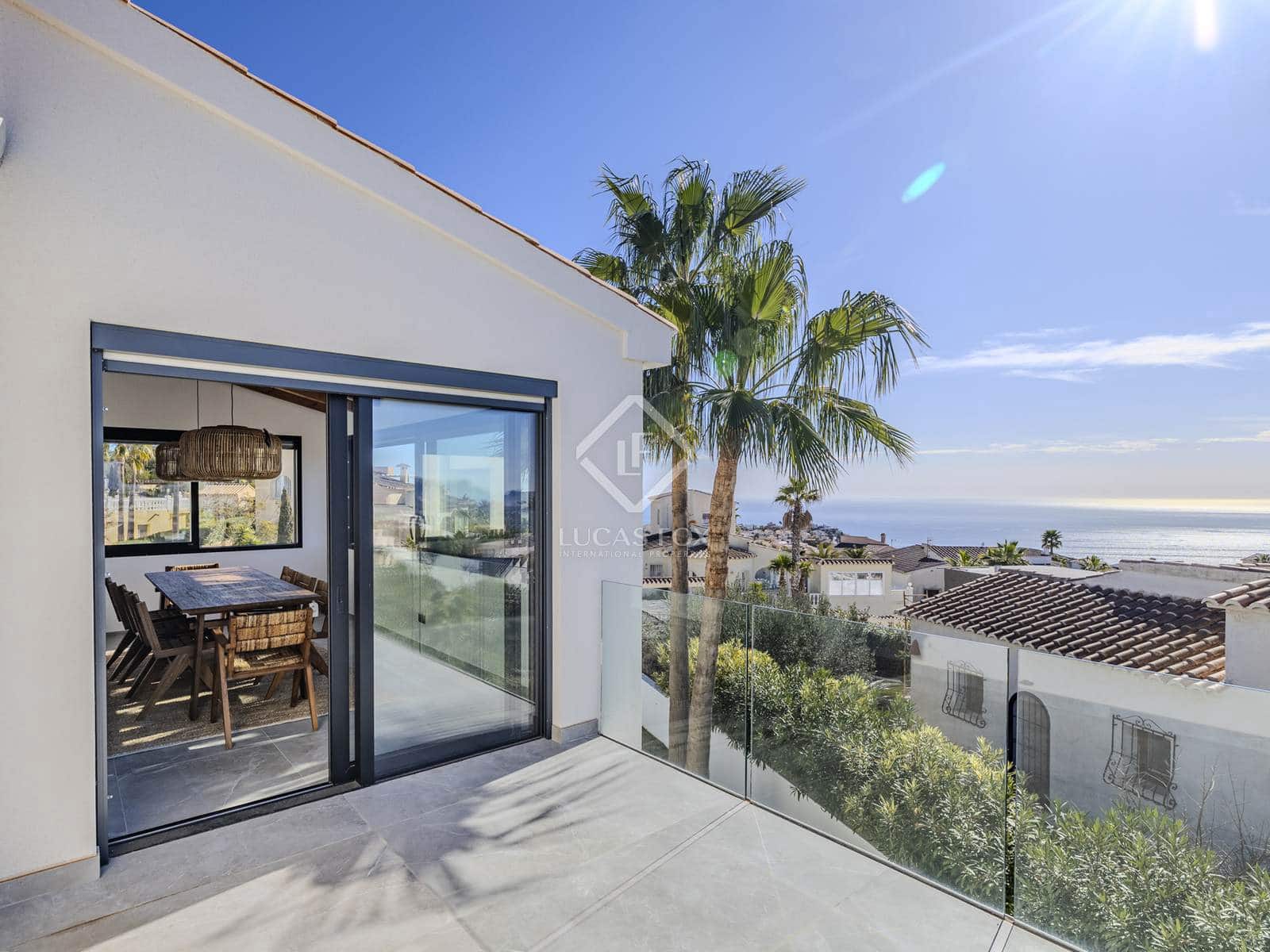 5 soveværelse Villa til salg i Benitachell / Benitatxell med swimmingpool garage - € 1.690.000 (Ref: 8771310)