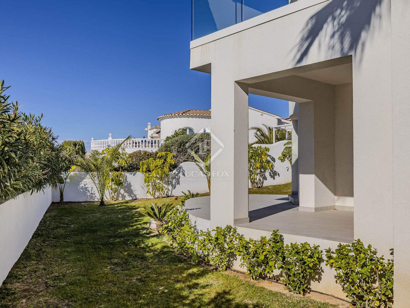 5 soveværelse Villa til salg i Benitachell / Benitatxell med swimmingpool garage - € 1.690.000 (Ref: 8771310)