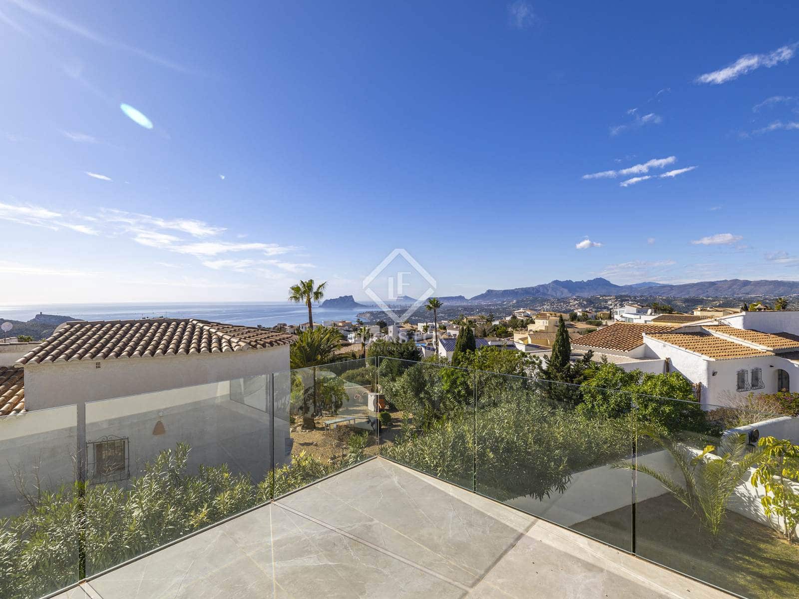 5 soveværelse Villa til salg i Benitachell / Benitatxell med swimmingpool garage - € 1.690.000 (Ref: 8771310)