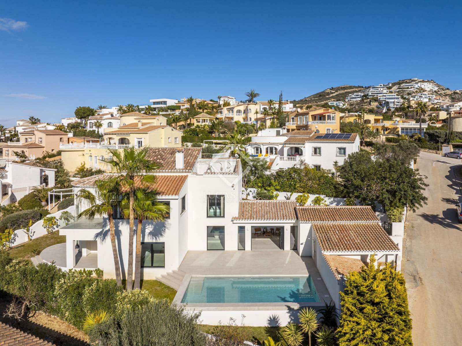 5 soveværelse Villa til salg i Benitachell / Benitatxell med swimmingpool garage - € 1.690.000 (Ref: 8771310)