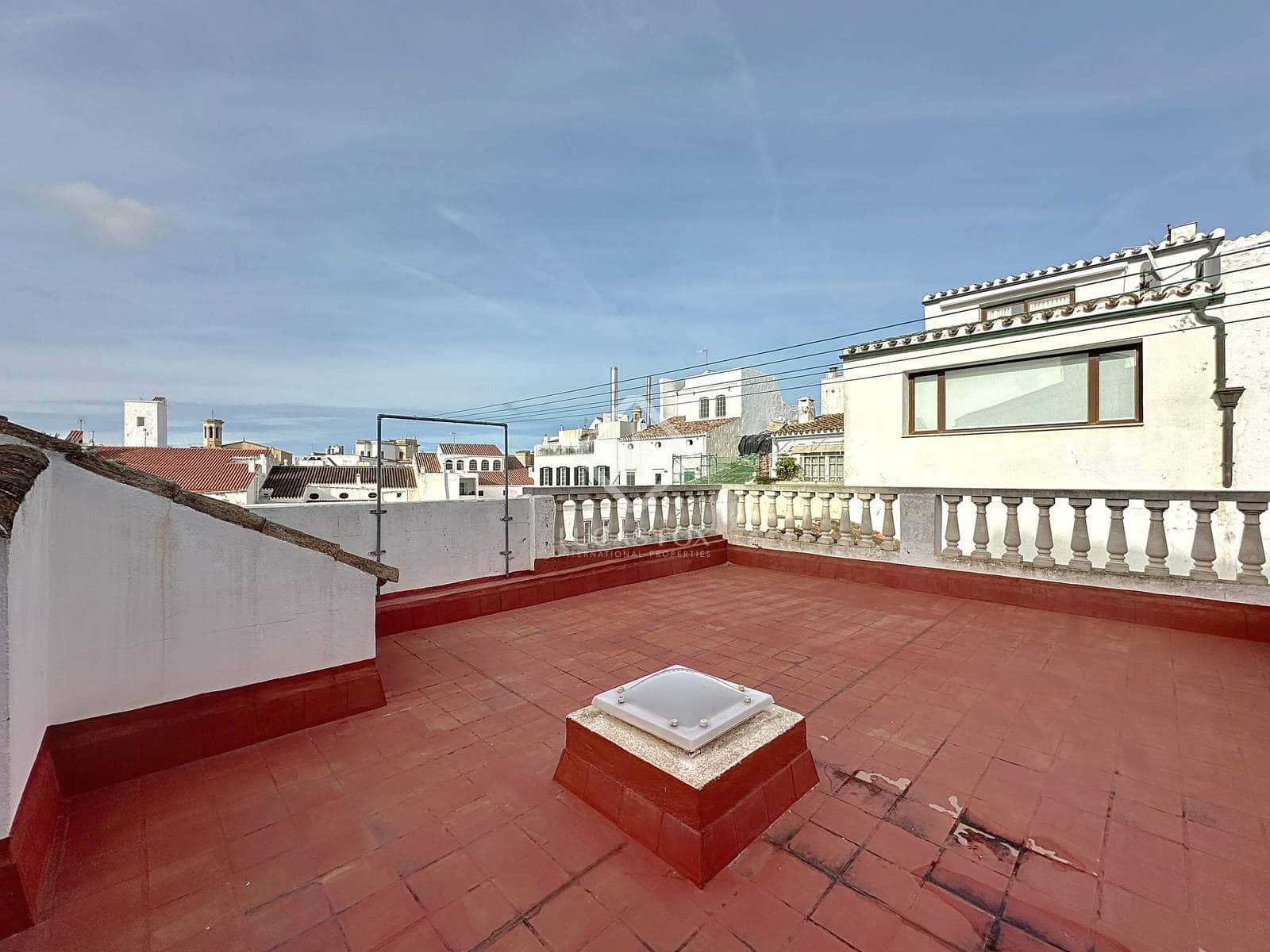 2 soveværelse Lejlighed til salg i Mahon / Mao - € 450.000 (Ref: 8772859)