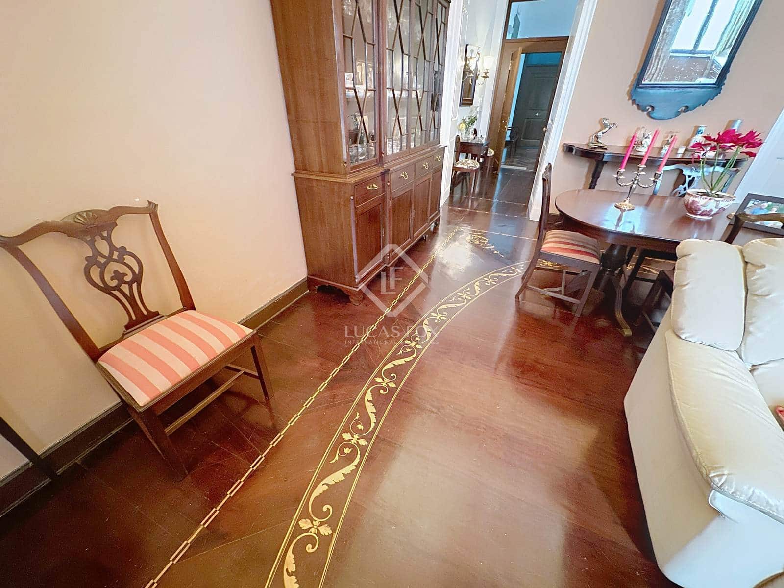 2 soveværelse Lejlighed til salg i Mahon / Mao - € 450.000 (Ref: 8772859)