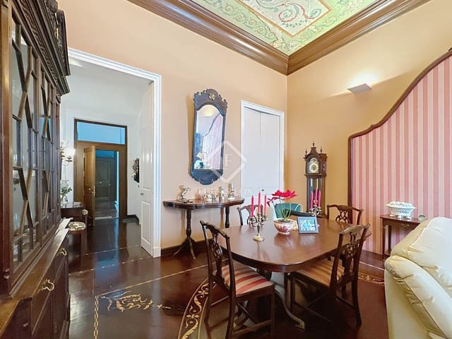 2 soveværelse Lejlighed til salg i Mahón / Maó - € 450.000 (Ref: 8772859)