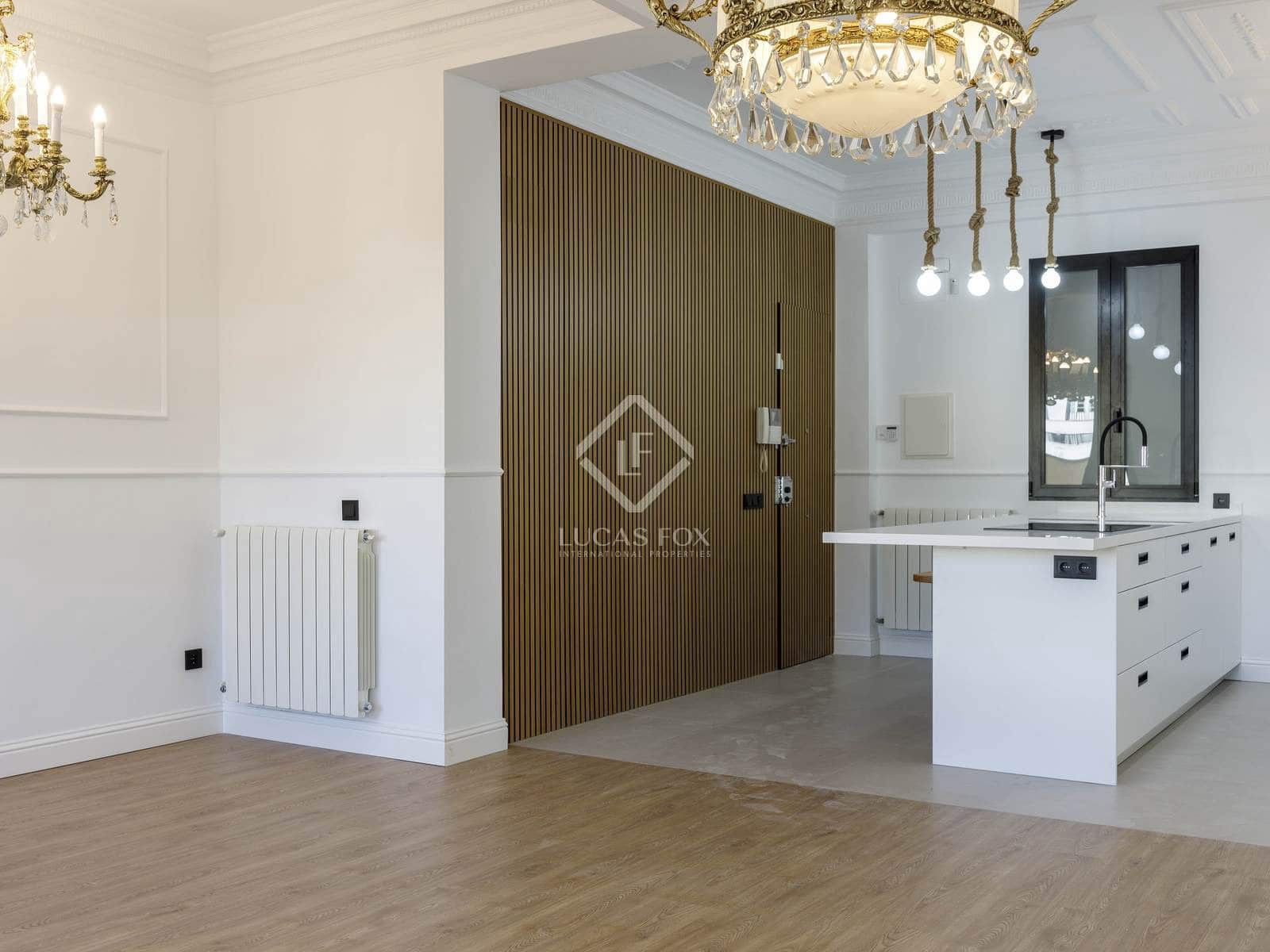 3 makuuhuone Huoneisto vuokrattavana paikassa Valencia kaupunki - 2 600 € (Ref: 8772860)