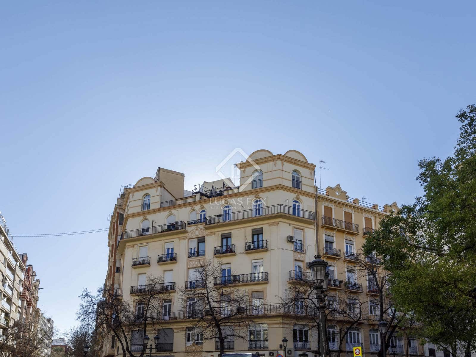 3 makuuhuone Huoneisto vuokrattavana paikassa Valencia kaupunki - 2 600 € (Ref: 8772860)