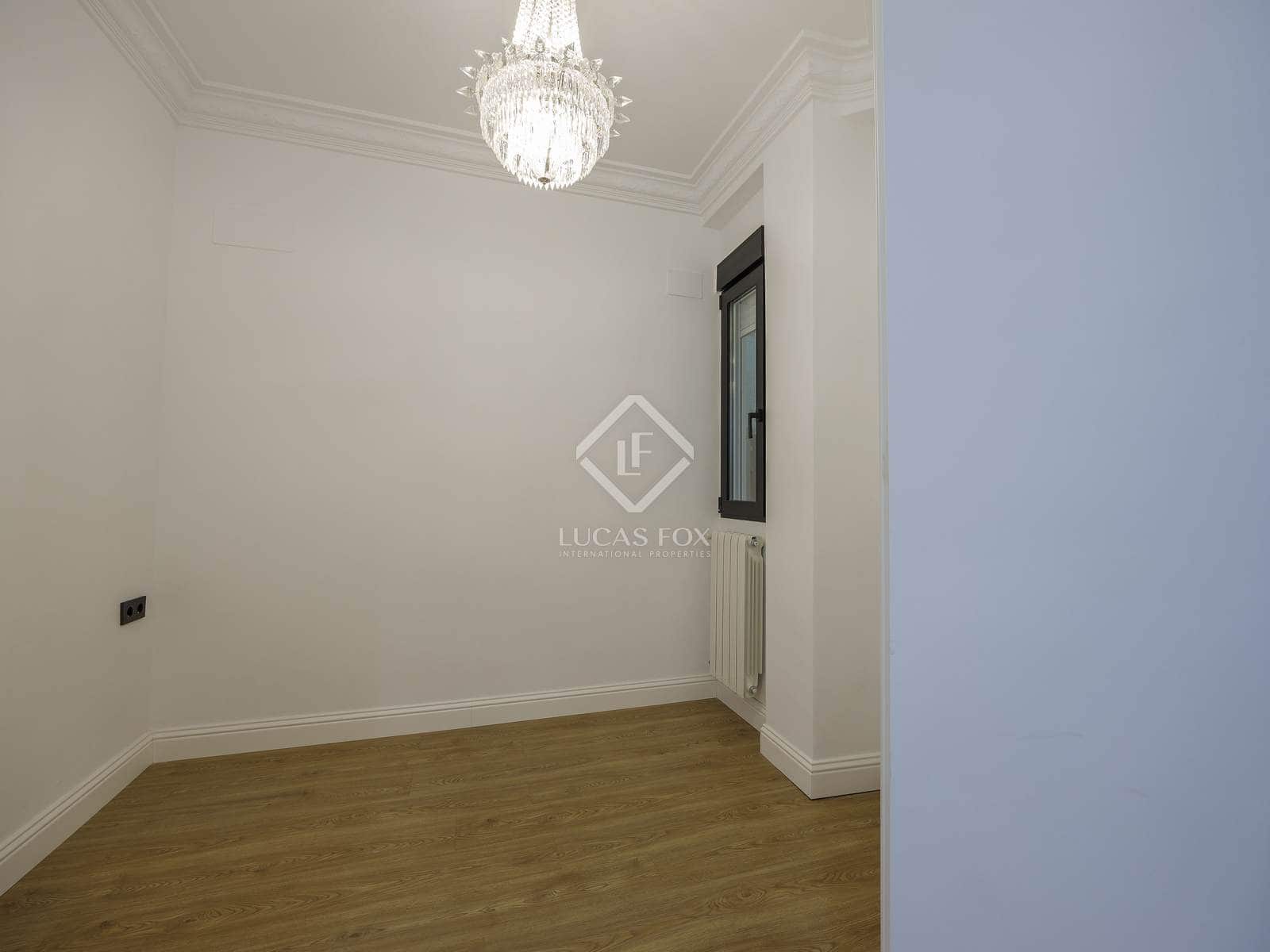 3 makuuhuone Huoneisto vuokrattavana paikassa Valencia kaupunki - 2 600 € (Ref: 8772860)