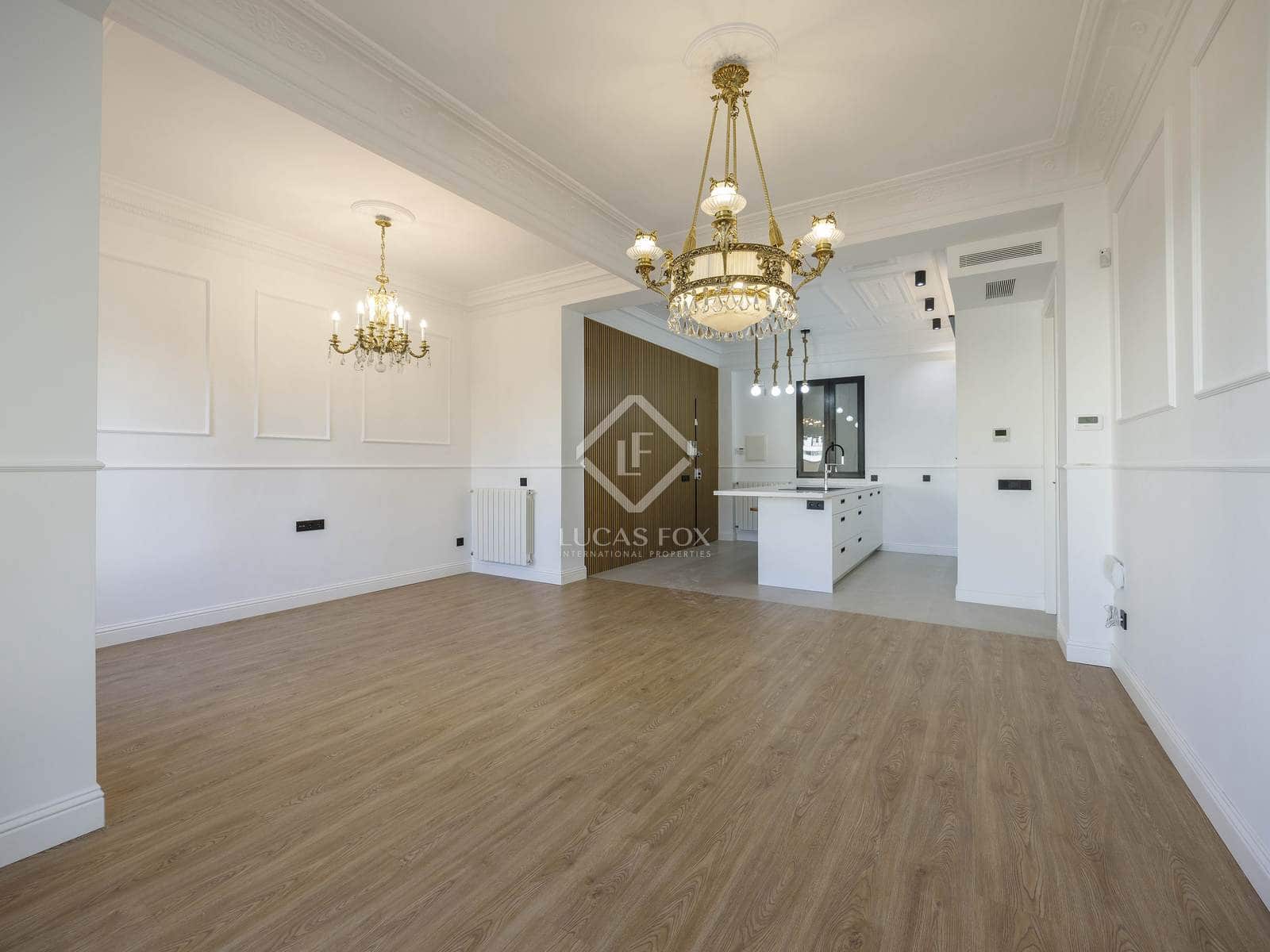 3 makuuhuone Huoneisto vuokrattavana paikassa Valencia kaupunki - 2 600 € (Ref: 8772860)