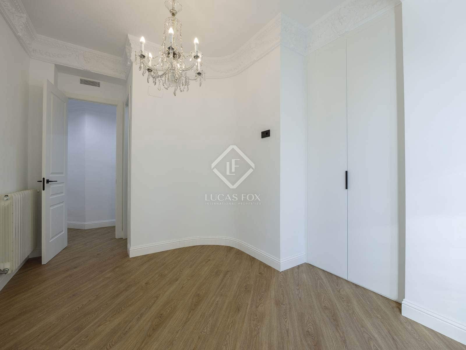 3 makuuhuone Huoneisto vuokrattavana paikassa Valencia kaupunki - 2 600 € (Ref: 8772860)