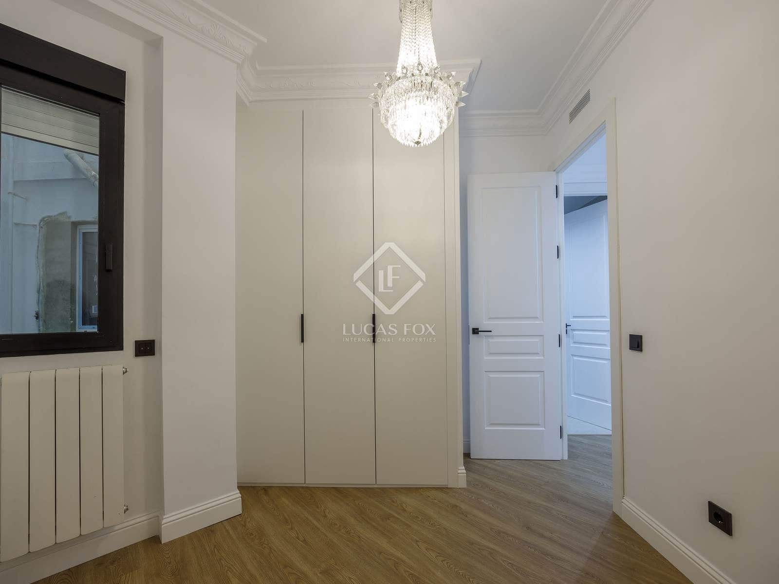 3 makuuhuone Huoneisto vuokrattavana paikassa Valencia kaupunki - 2 600 € (Ref: 8772860)