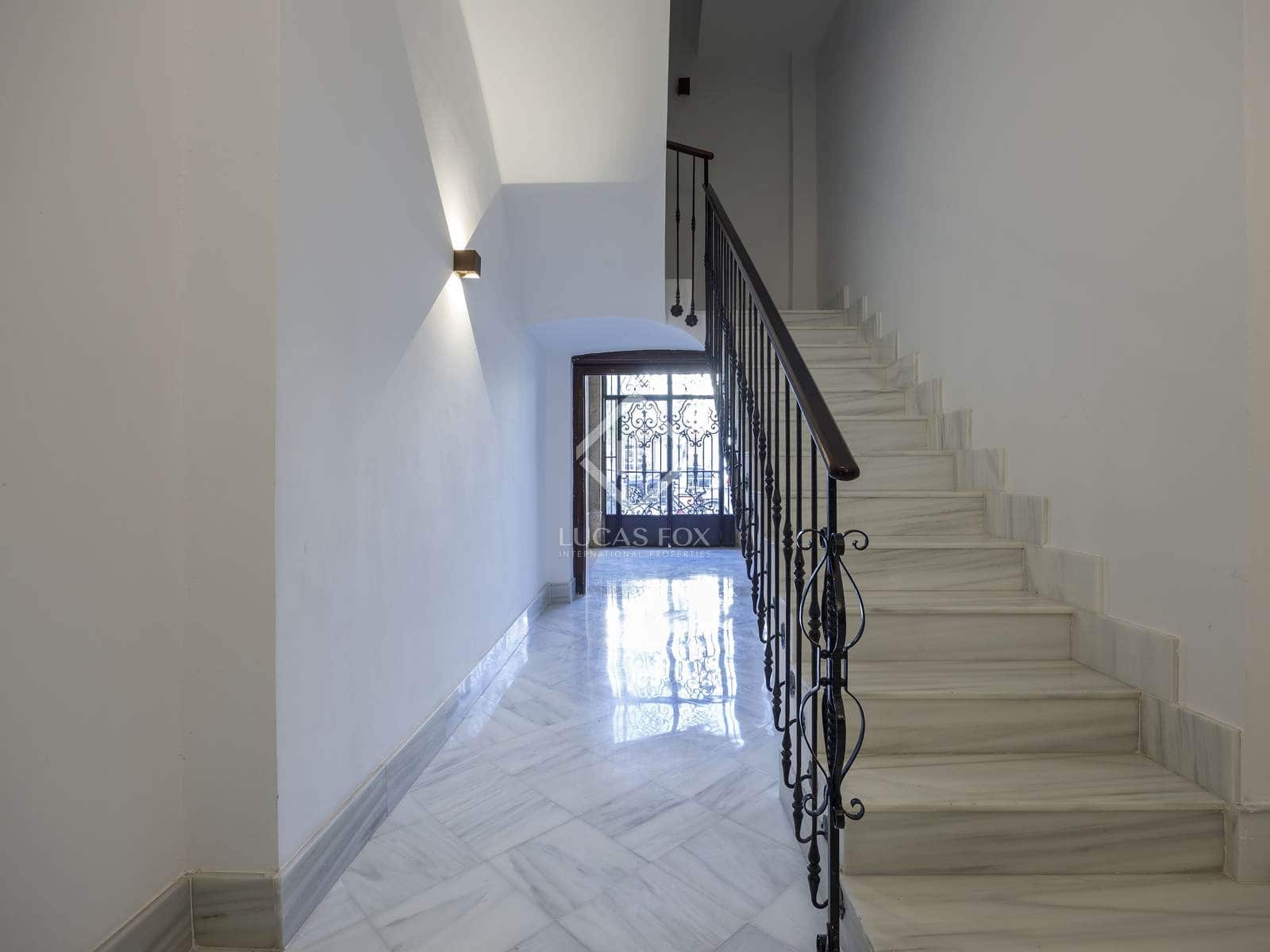 3 makuuhuone Huoneisto vuokrattavana paikassa Valencia kaupunki - 2 600 € (Ref: 8772860)