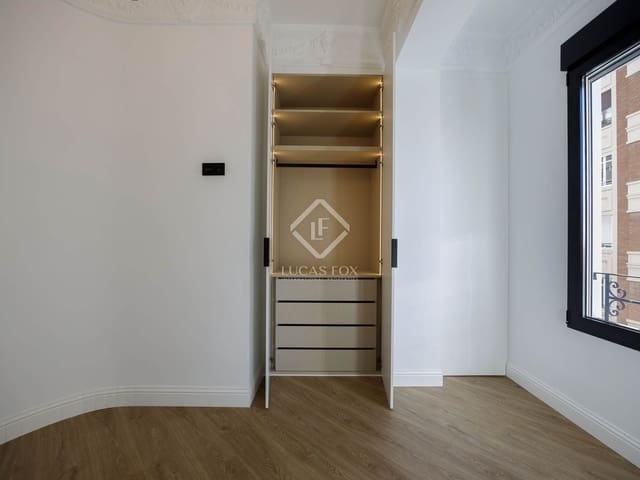 3 Zimmer Apartment zu vermieten in València Stadt - 2.600 € (Ref: 8772860)