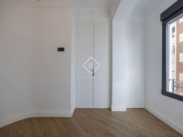 3 Zimmer Apartment zu vermieten in València Stadt - 2.600 € (Ref: 8772860)