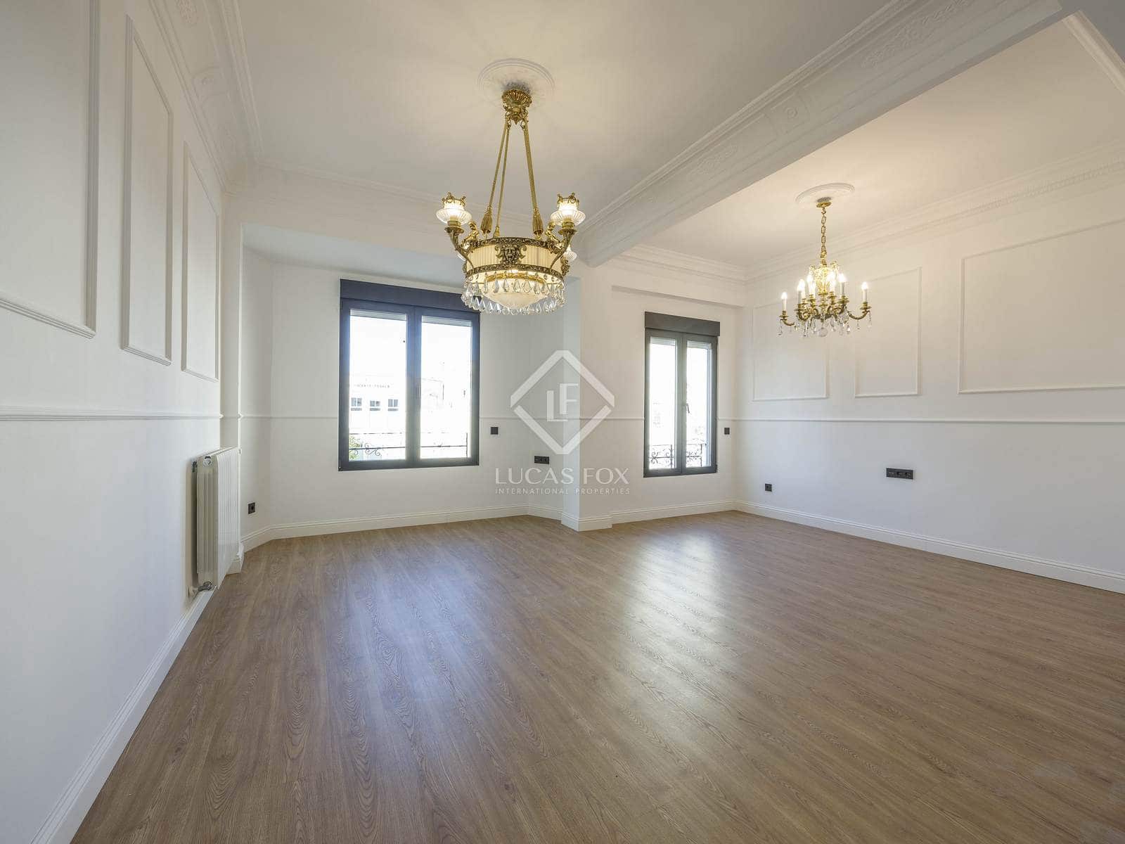 3 makuuhuone Huoneisto vuokrattavana paikassa Valencia kaupunki - 2 600 € (Ref: 8772860)