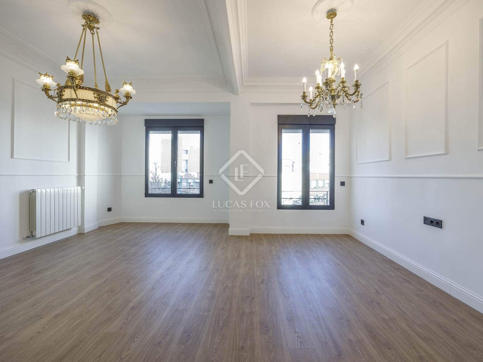 3 makuuhuone Huoneisto vuokrattavana paikassa Valencia kaupunki - 2 600 € (Ref: 8772860)