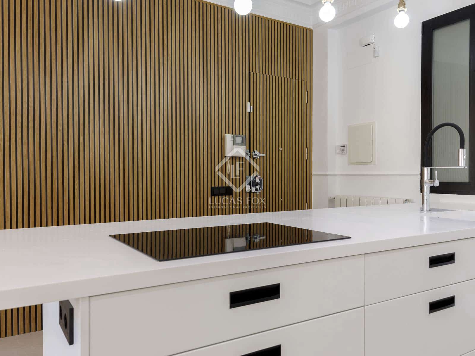 3 makuuhuone Huoneisto vuokrattavana paikassa Valencia kaupunki - 2 600 € (Ref: 8772860)