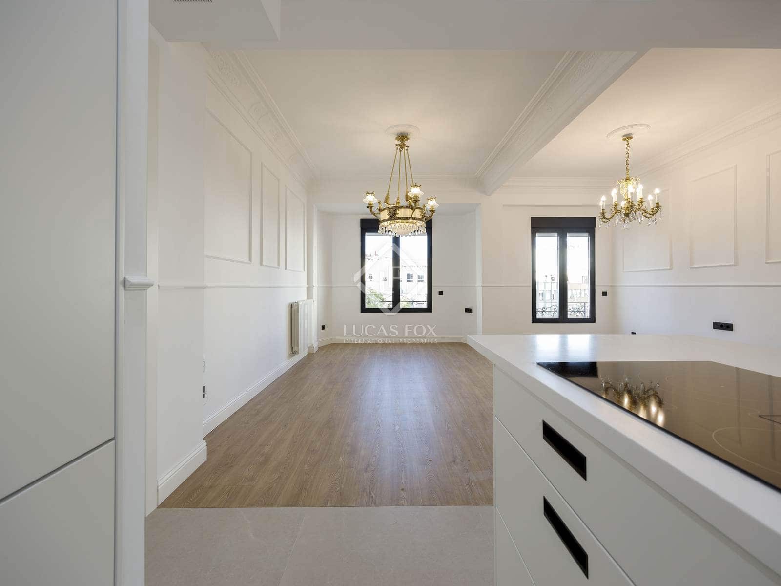 3 makuuhuone Huoneisto vuokrattavana paikassa Valencia kaupunki - 2 600 € (Ref: 8772860)