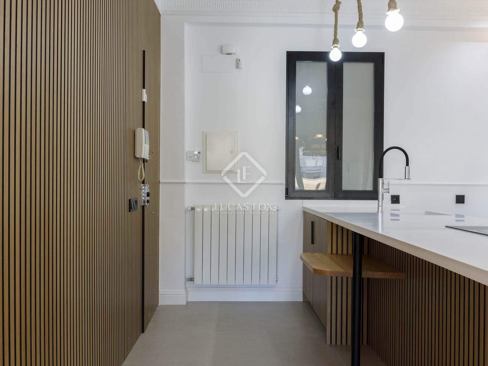 3 makuuhuone Huoneisto vuokrattavana paikassa Valencia kaupunki - 2 600 € (Ref: 8772860)