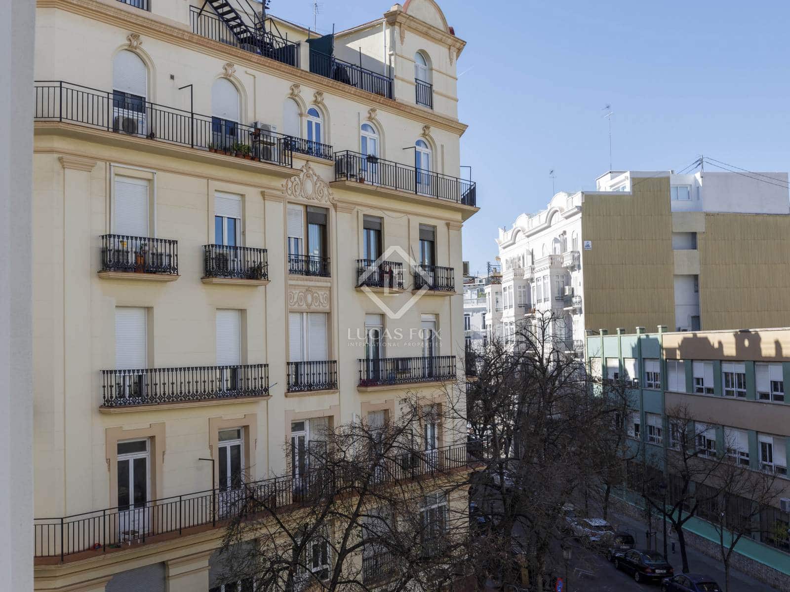 3 makuuhuone Huoneisto vuokrattavana paikassa Valencia kaupunki - 2 600 € (Ref: 8772860)