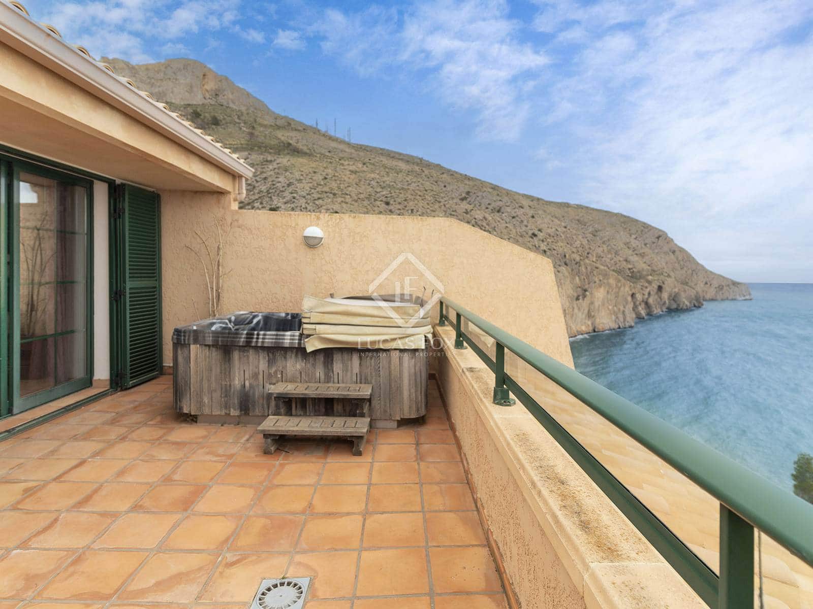 3 sypialnia Apartament na sprzedaż w Altea z basenem garażem - 650 000 € (Ref: 8772909)