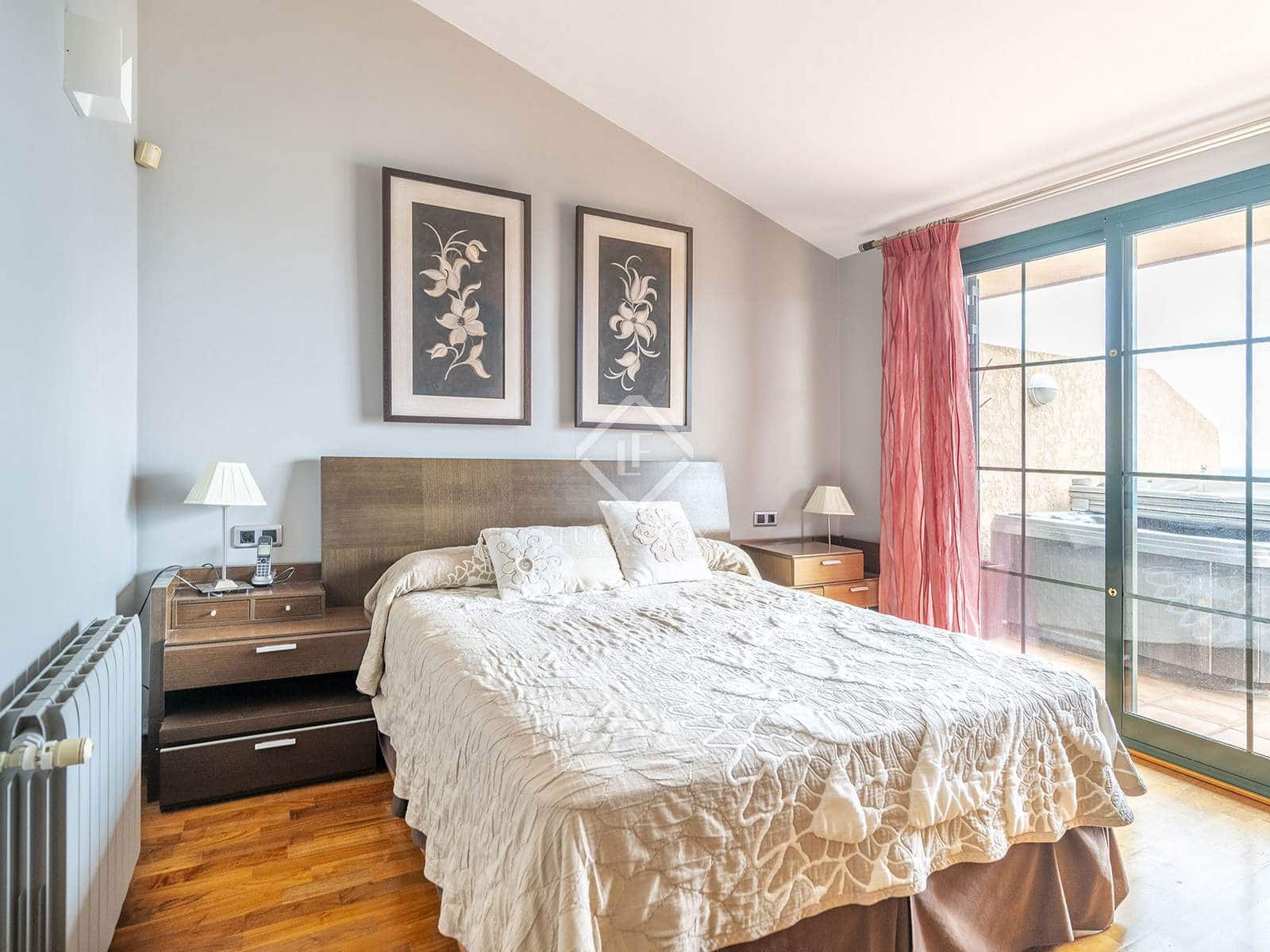 3 sypialnia Apartament na sprzedaż w Altea z basenem garażem - 650 000 € (Ref: 8772909)