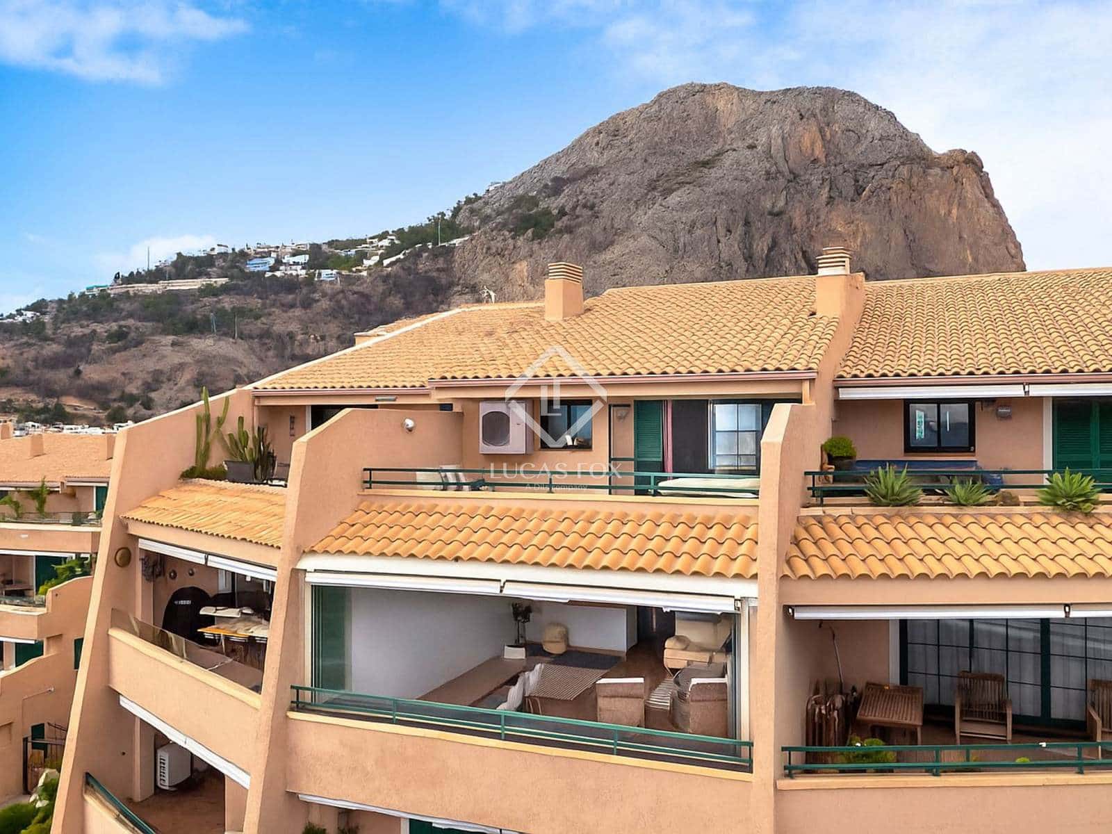 3 sypialnia Apartament na sprzedaż w Altea z basenem garażem - 650 000 € (Ref: 8772909)