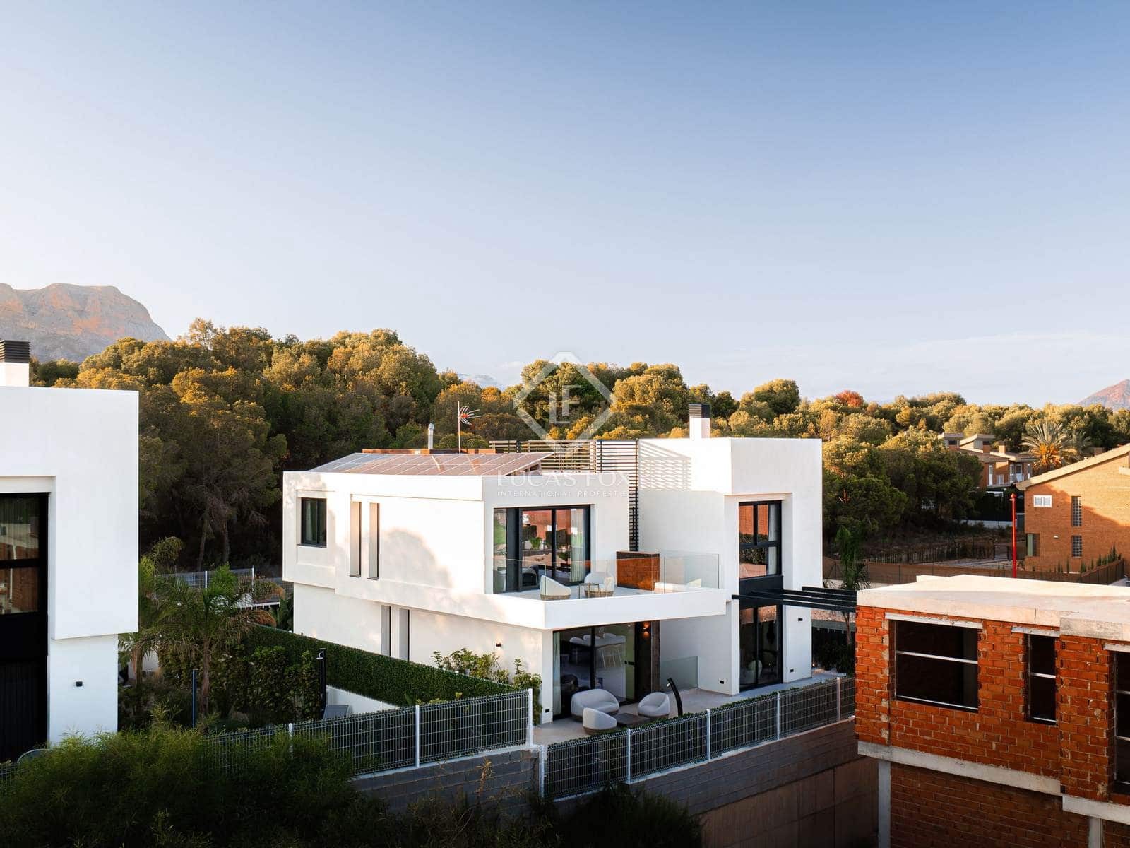 5 chambre Villa/Maison à vendre à Benidorm avec piscine garage - 1 280 000 € (Ref: 8777094)