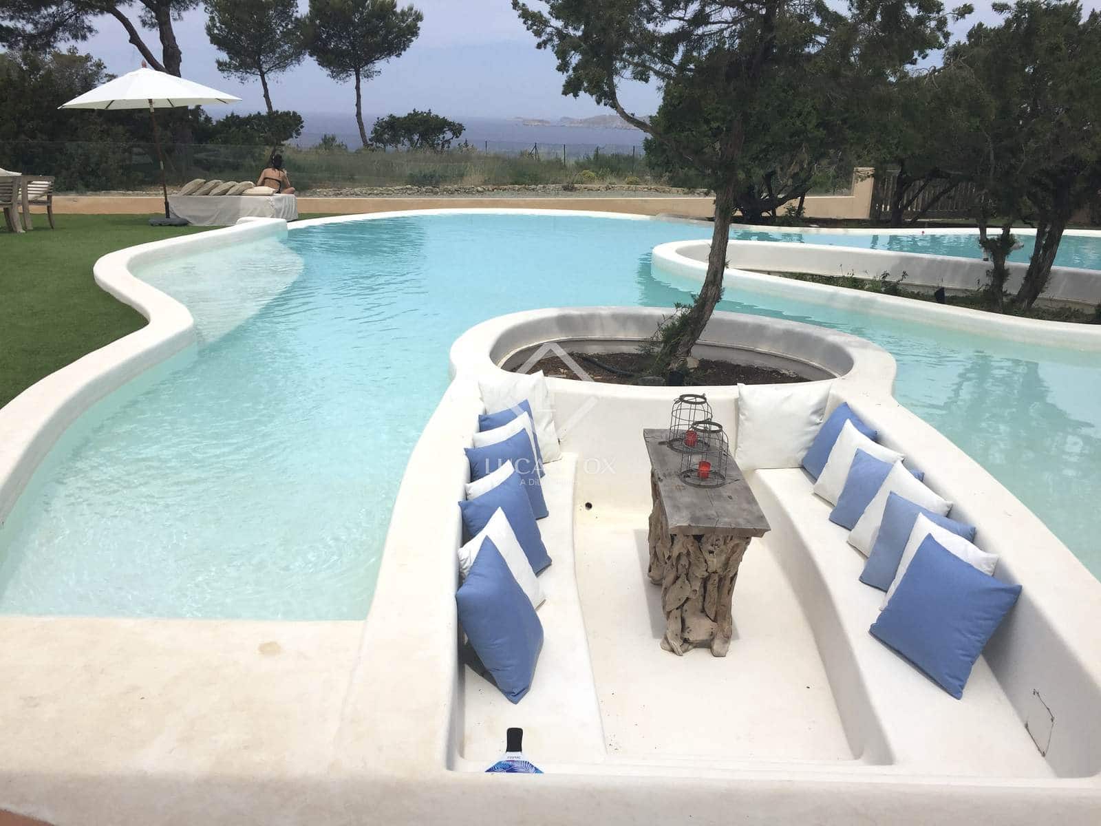 4 soveværelse Villa til salg i Cala Moli med swimmingpool - € 2.390.000 (Ref: 8777095)