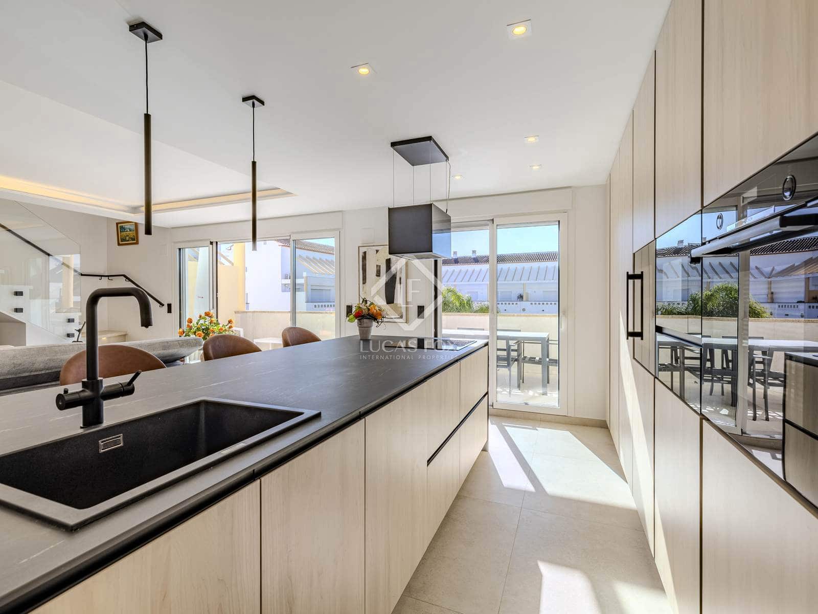 3 bedroom Apartment for sale in Javea / Xabia with pool garage - € 695,000 (Ref: 8777499)