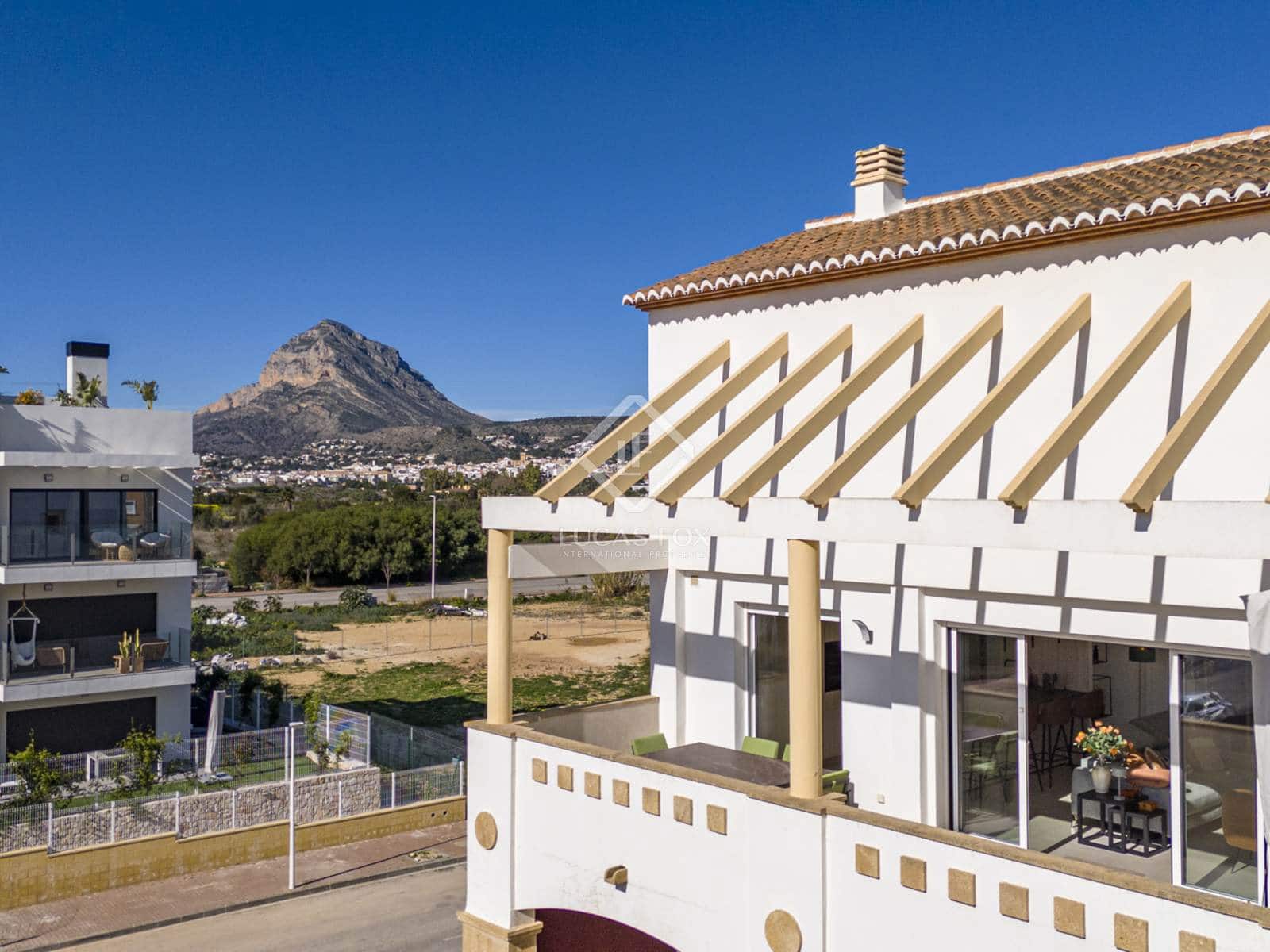 3 bedroom Apartment for sale in Javea / Xabia with pool garage - € 695,000 (Ref: 8777499)