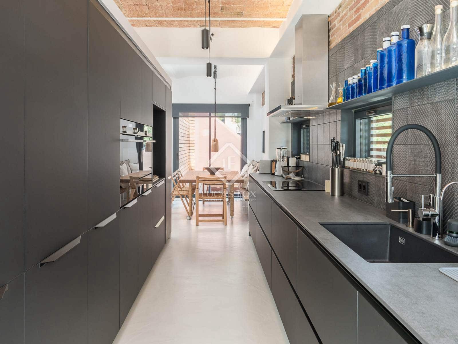 4 sypialnia Willa na sprzedaż w Miasto Barcelona - 2 195 000 € (Ref: 8780257)