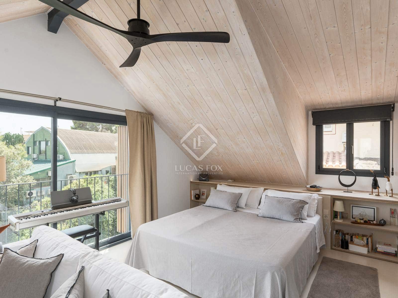 4 sypialnia Willa na sprzedaż w Miasto Barcelona - 2 195 000 € (Ref: 8780257)