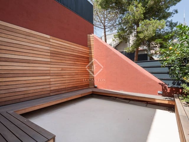 4 slaapkamer Villa te koop in Barcelona stad - € 2.195.000 (Ref: 8780257)