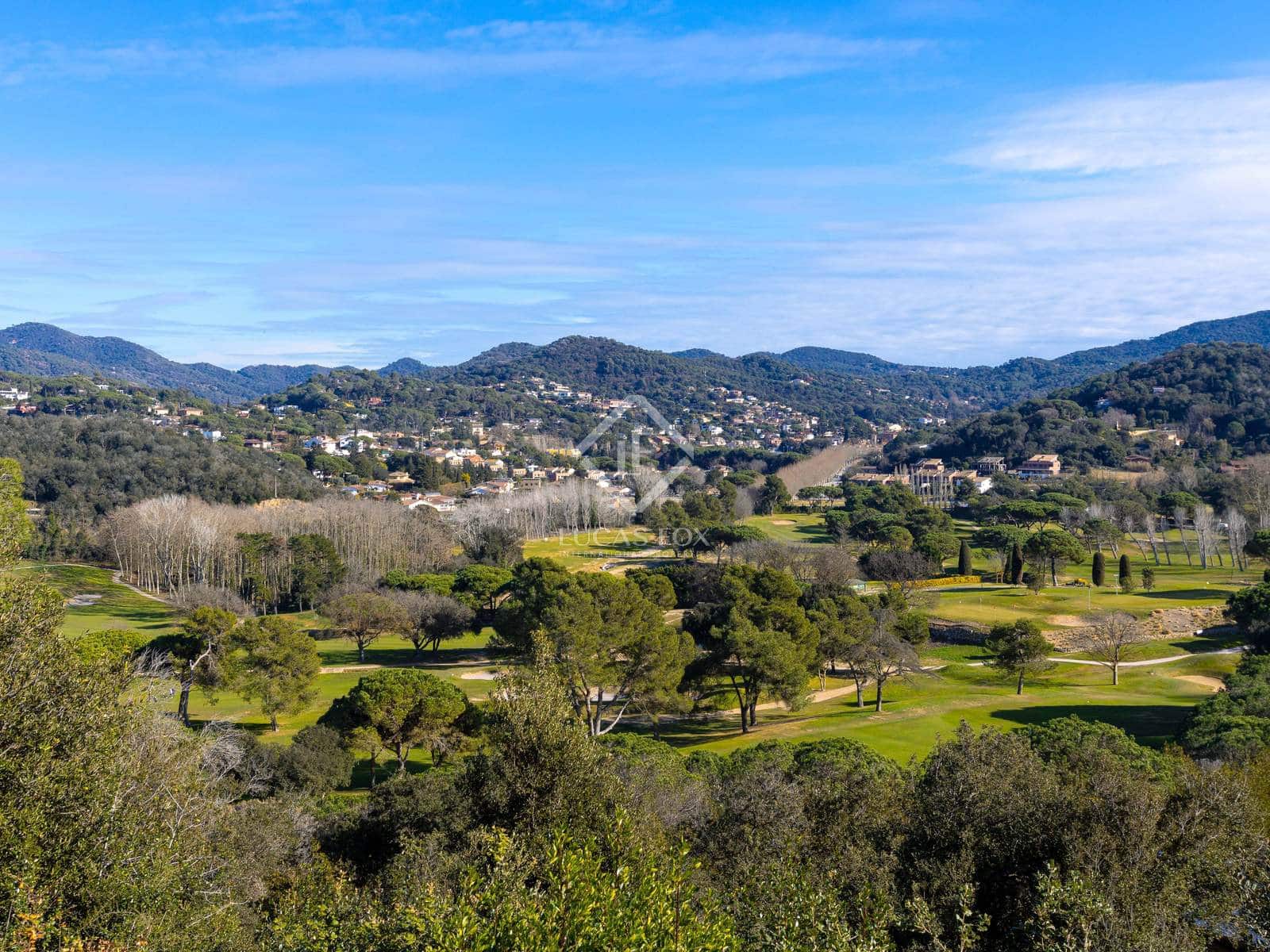 4 soverom Villa til salgs i Vallromanes med svømmebasseng garasje - € 1 260 000 (Ref: 8780258)