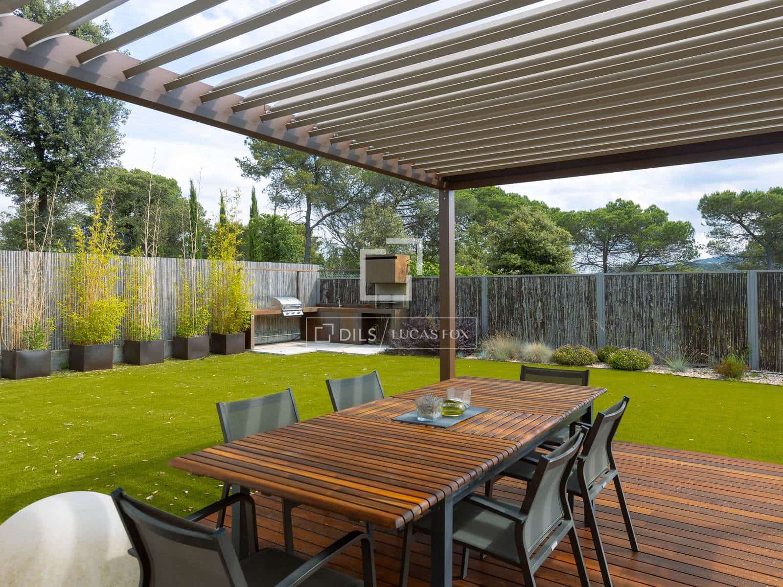 4 sypialnia Willa na sprzedaż w Vallromanes z basenem garażem - 1 260 000 € (Ref: 8780258)