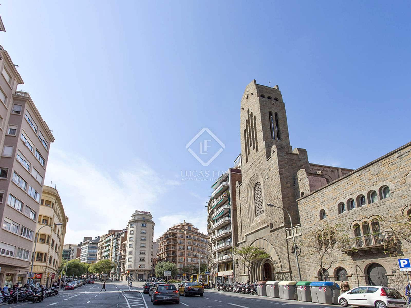 4 slaapkamer Appartement te koop in Barcelona stad met garage - € 3.600.000 (Ref: 8780393)