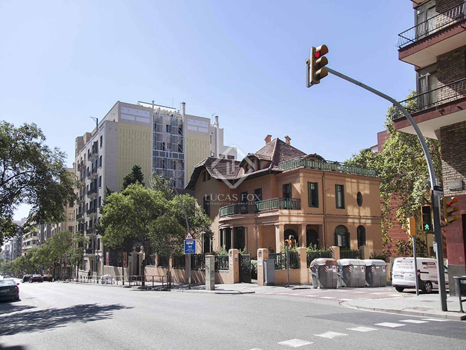 4 slaapkamer Appartement te koop in Barcelona stad met garage - € 3.600.000 (Ref: 8780393)